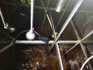 二次供水水箱如何清洗消毒？不锈钢水箱多久清洗一次？